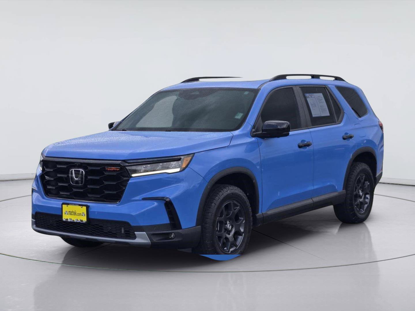 Used 2025 Honda Pilot TrailSport image 1