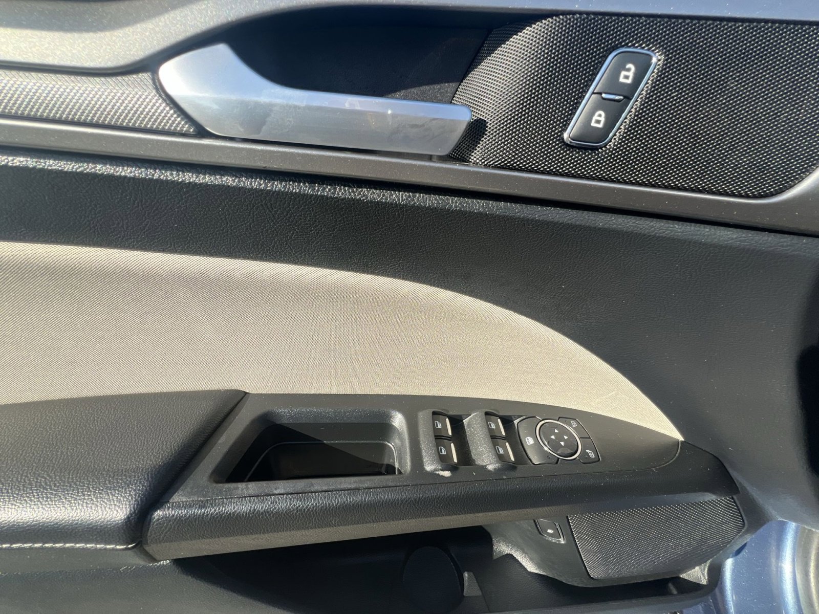 Certified 2018 Ford Fusion S image 23