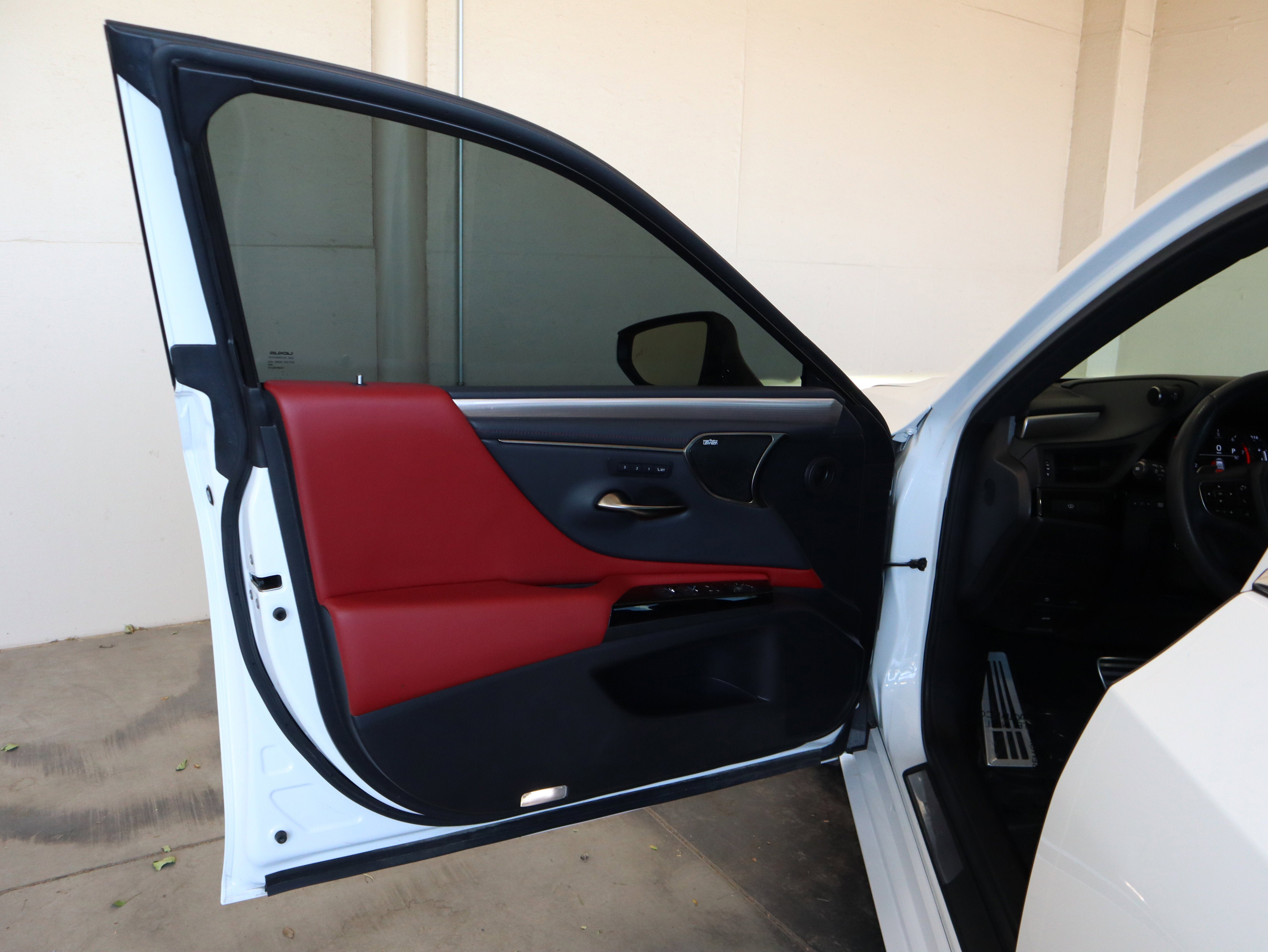 Used 2022 Lexus ES 350 F Sport w/ Accessory Package FWD image 29