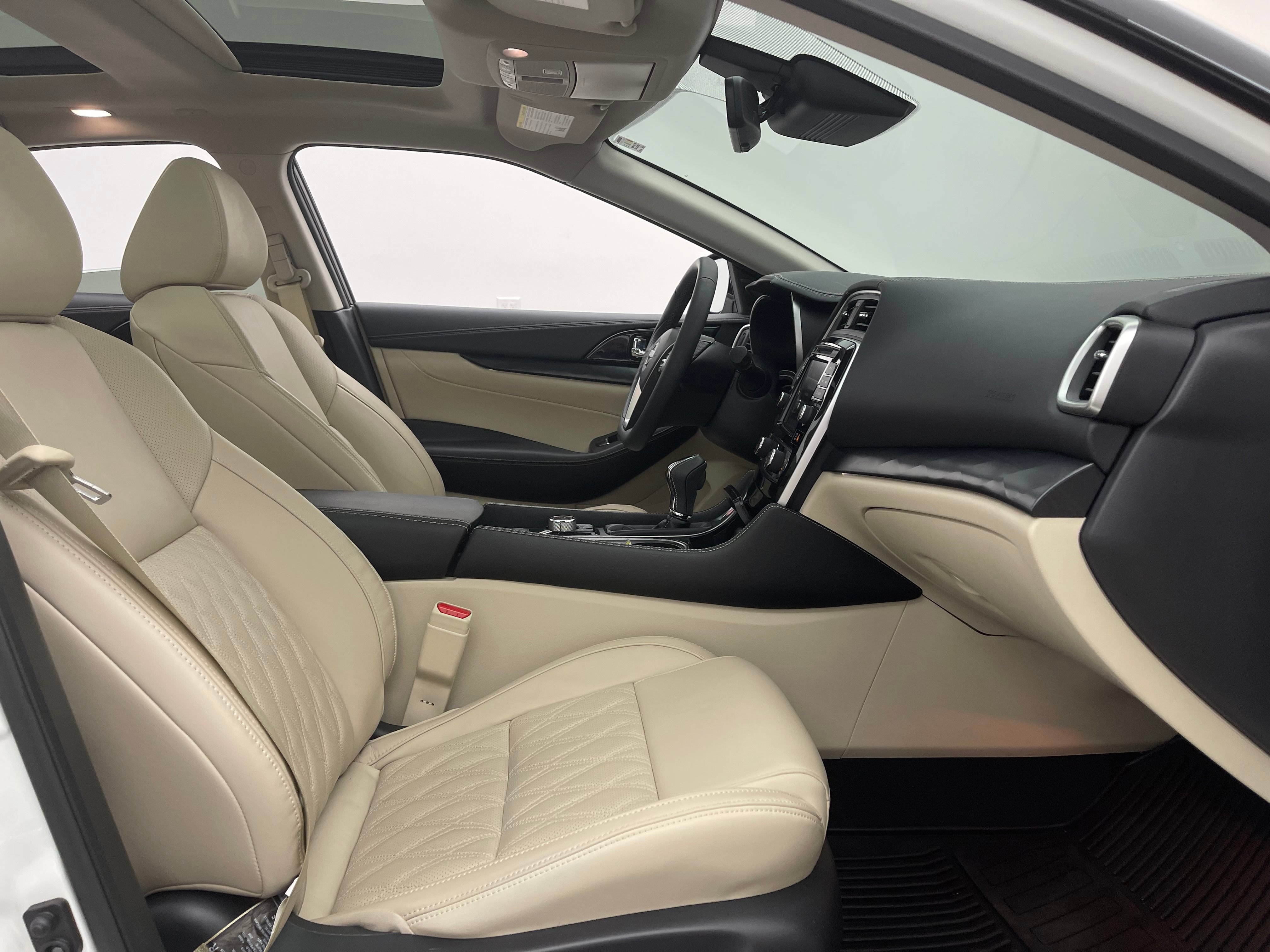Used 2023 Nissan Maxima Platinum w/ Sport Mat Group FWD image 36