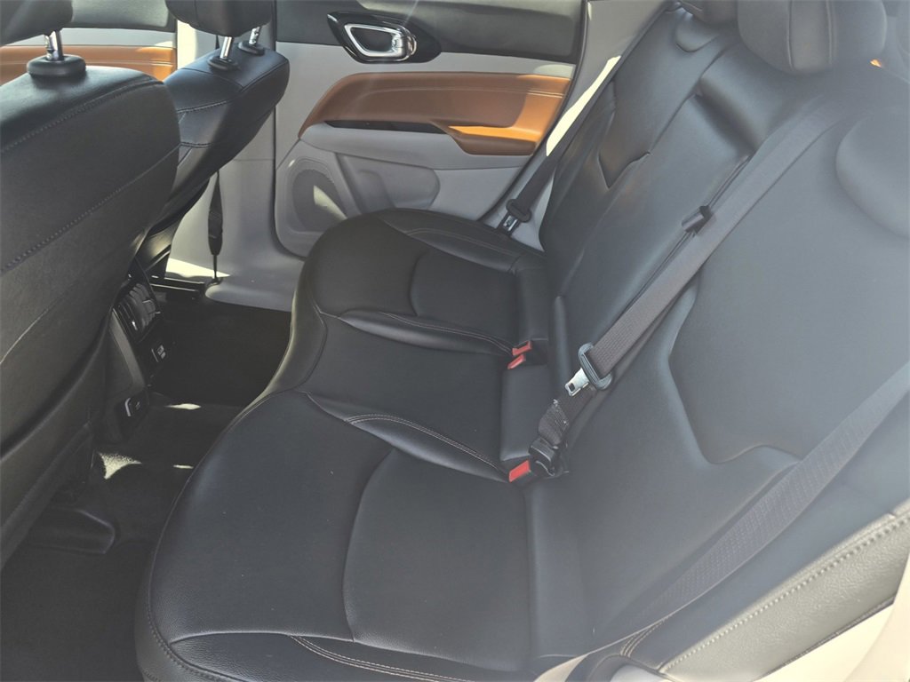 Used 2024 Jeep Compass Limited image 11