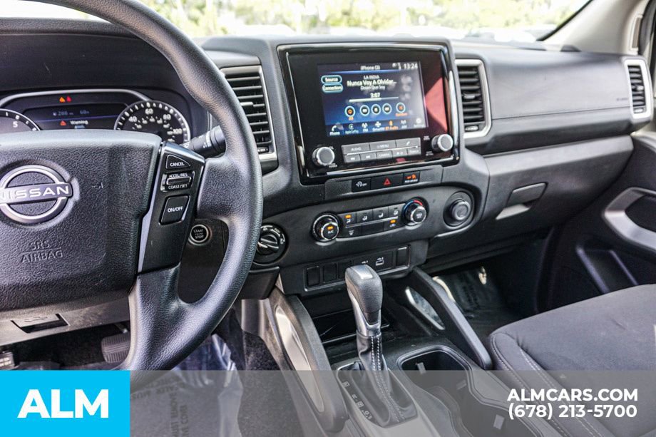 Used 2023 Nissan Frontier SV image 32