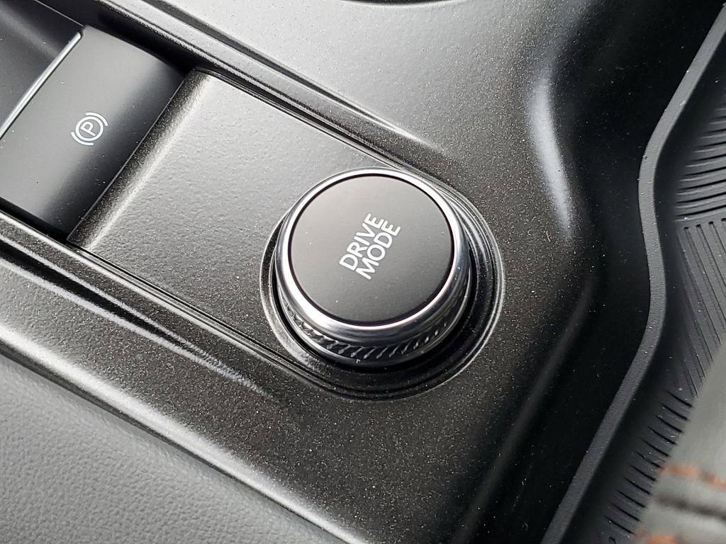 New 2026 Ford Explorer Active w/ Active Comfort Package image 22