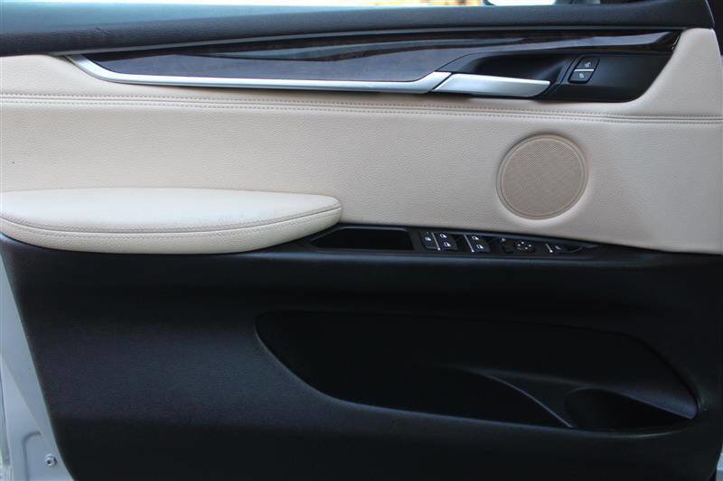 Used 2016 BMW X5 xDrive35i image 12