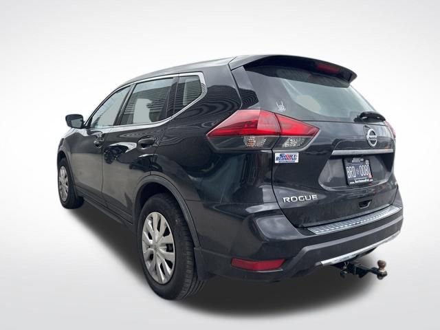 Used 2020 Nissan Rogue S image 2