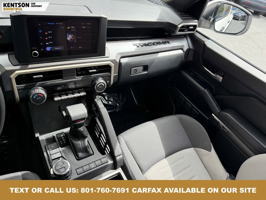 Used 2025 Toyota Tacoma TRD Off-Road image 25
