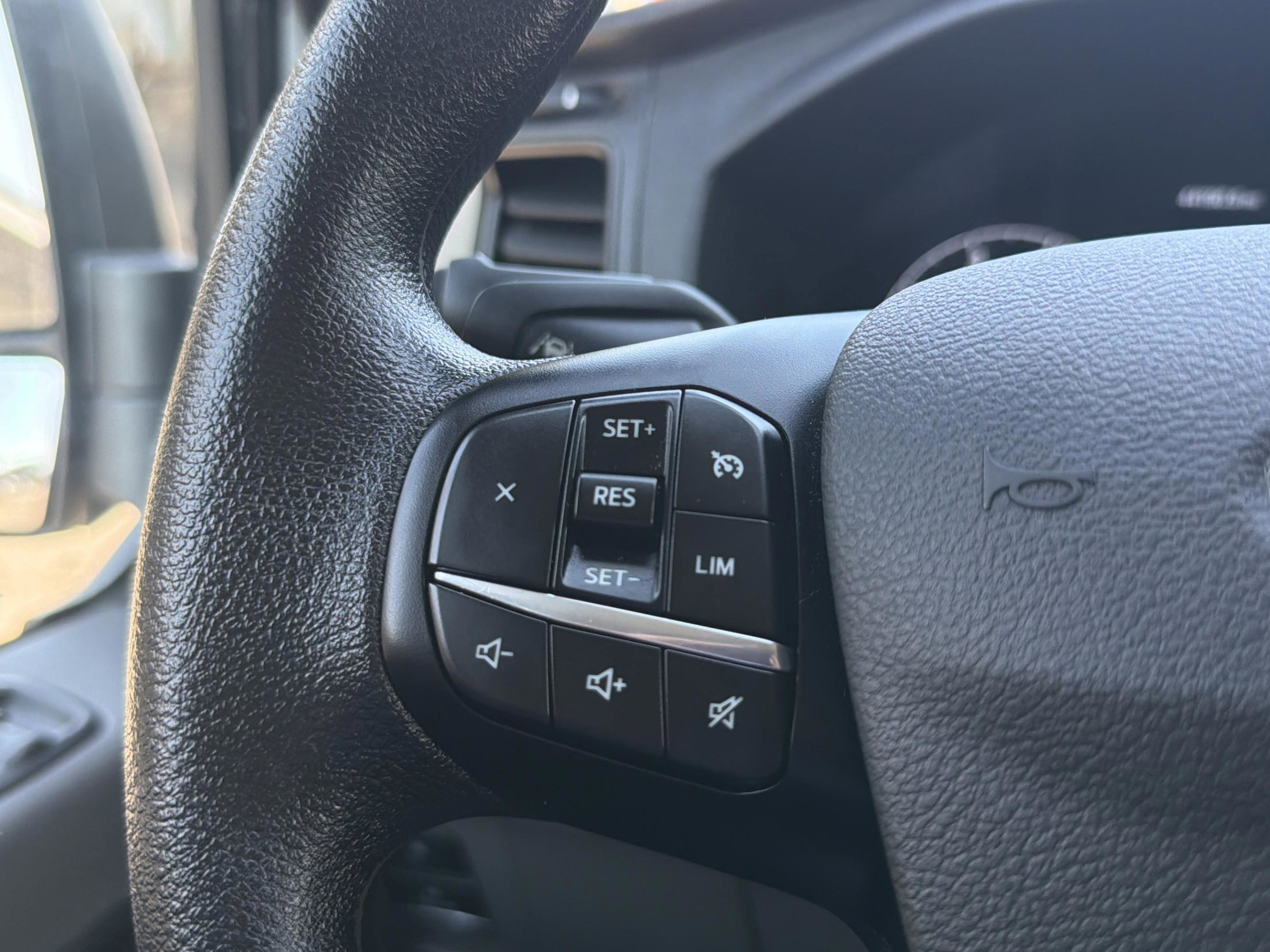 Used 2024 Ford Transit 350 XLT RWD image 14