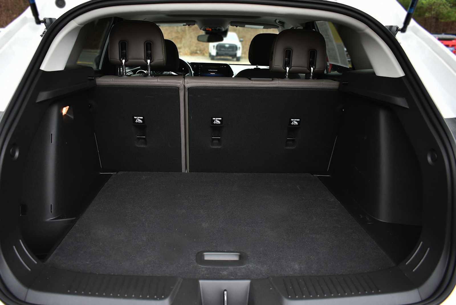 Used 2025 Chevrolet Trax ACTIV w/ Sunroof Package image 8