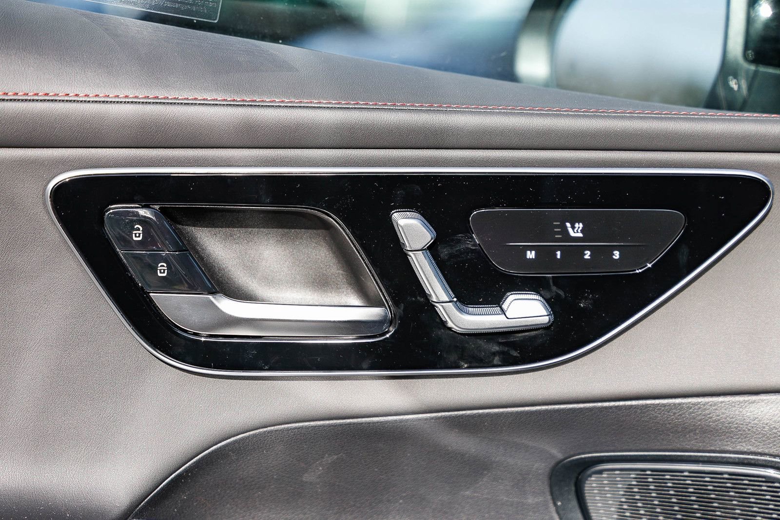 New 2026 Mercedes-Benz GLC 43 AMG 4MATIC image 22