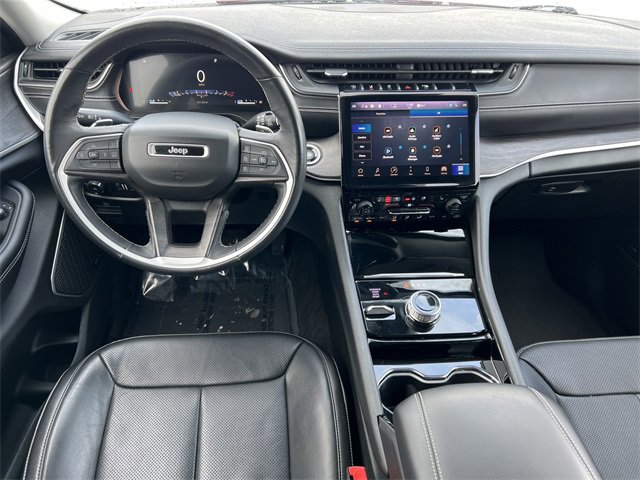 Used 2021 Jeep Grand Cherokee L Limited w/ Luxury Tech Group II image 3