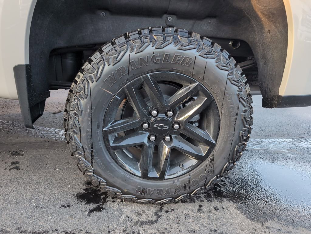 New 2026 Chevrolet Silverado 1500 Custom Trail Boss w/ Dark Appearance Package image 23