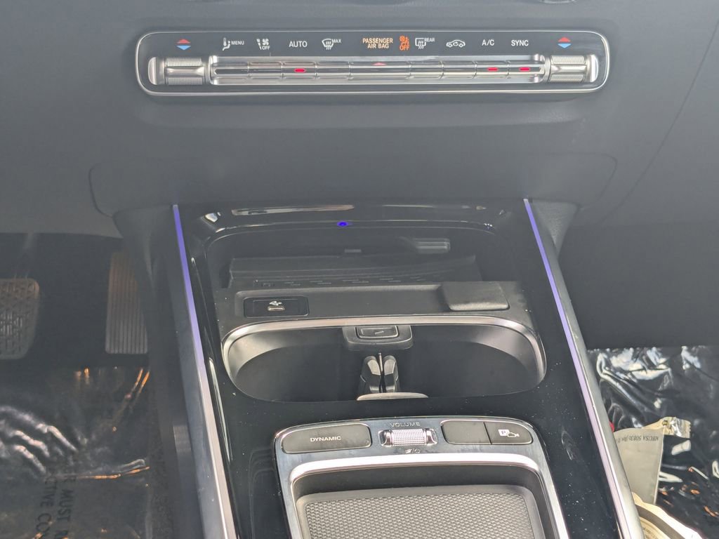 Used 2024 Mercedes-Benz GLB 250 4MATIC image 6