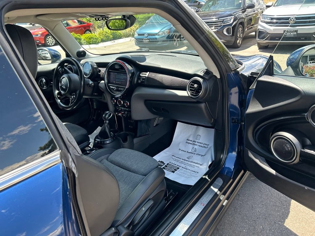 Used 2014 MINI Cooper S FWD image 12
