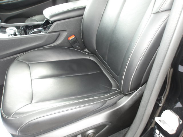 Used 2022 Jeep Grand Cherokee L Limited AWD/4WD image 16