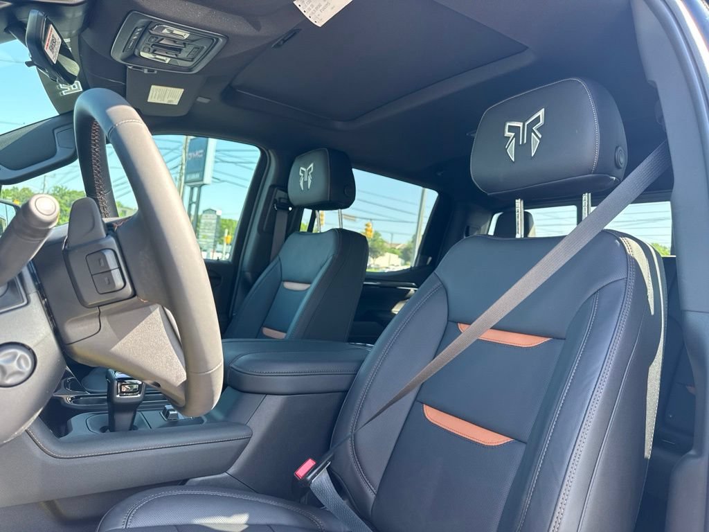 New 2026 GMC Sierra 1500 AT4 w/ AT4 Premium Package AWD/4WD image 19