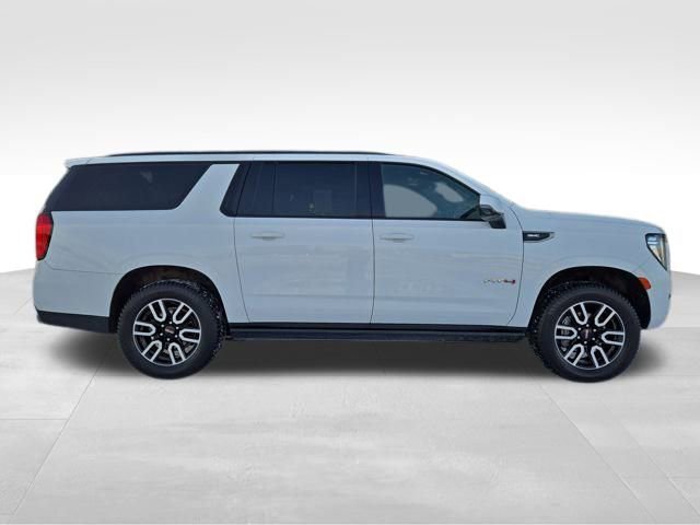 Used 2023 GMC Yukon XL AT4 w/ AT4 Premium Plus Package image 14