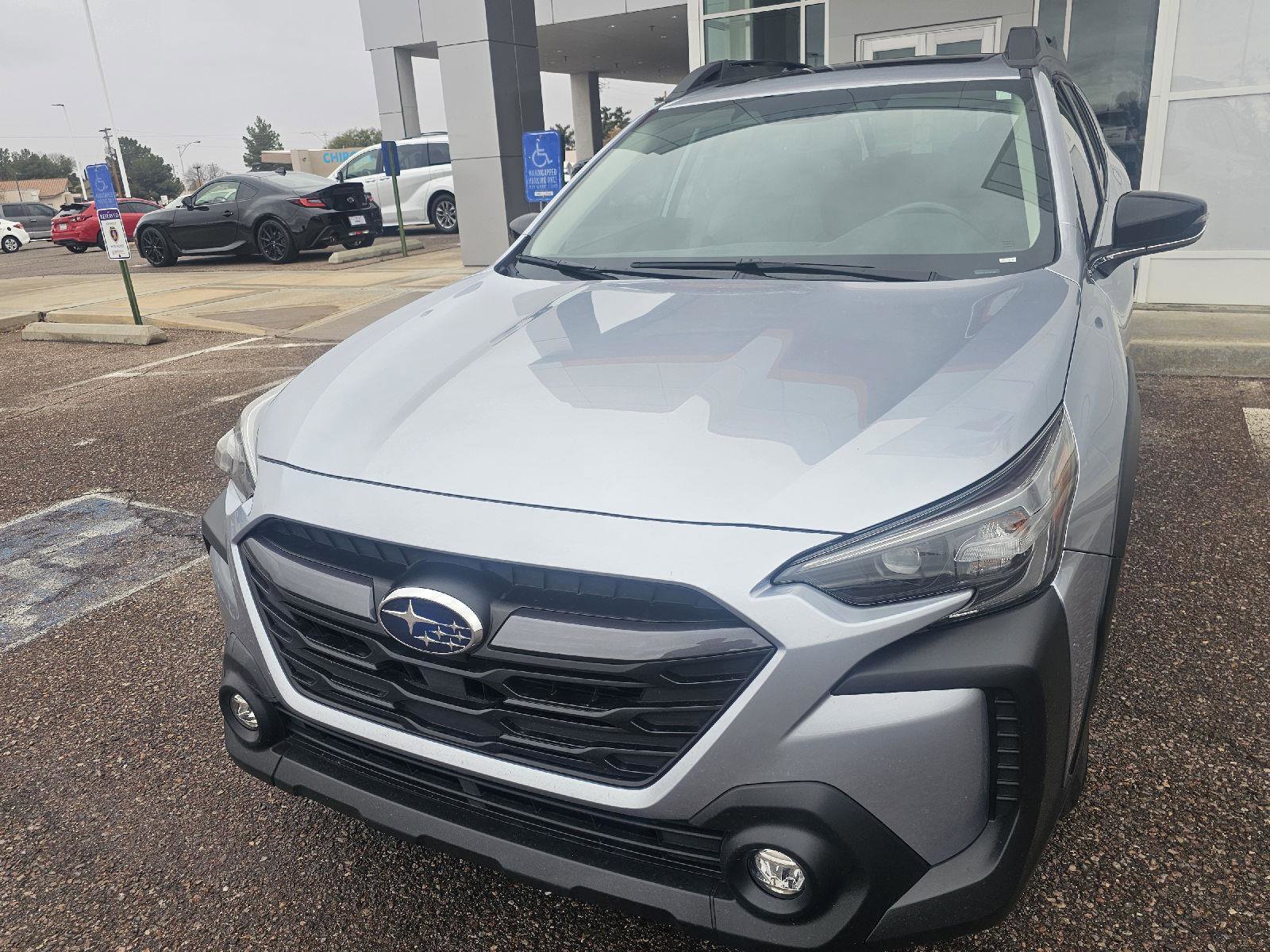 Used 2024 Subaru Outback Premium image 9