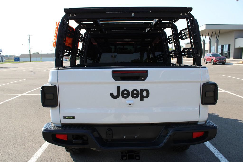 Used 2023 Jeep Gladiator Sport AWD/4WD image 8