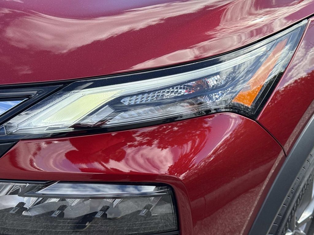 Certified 2025 Nissan Rogue S image 10