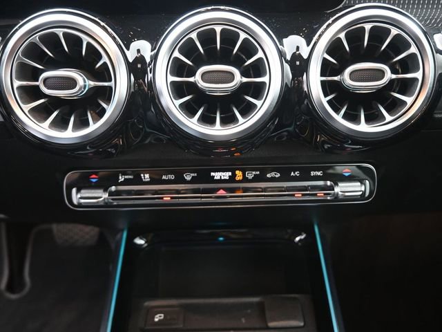 Used 2020 Mercedes-Benz GLB 250 image 6