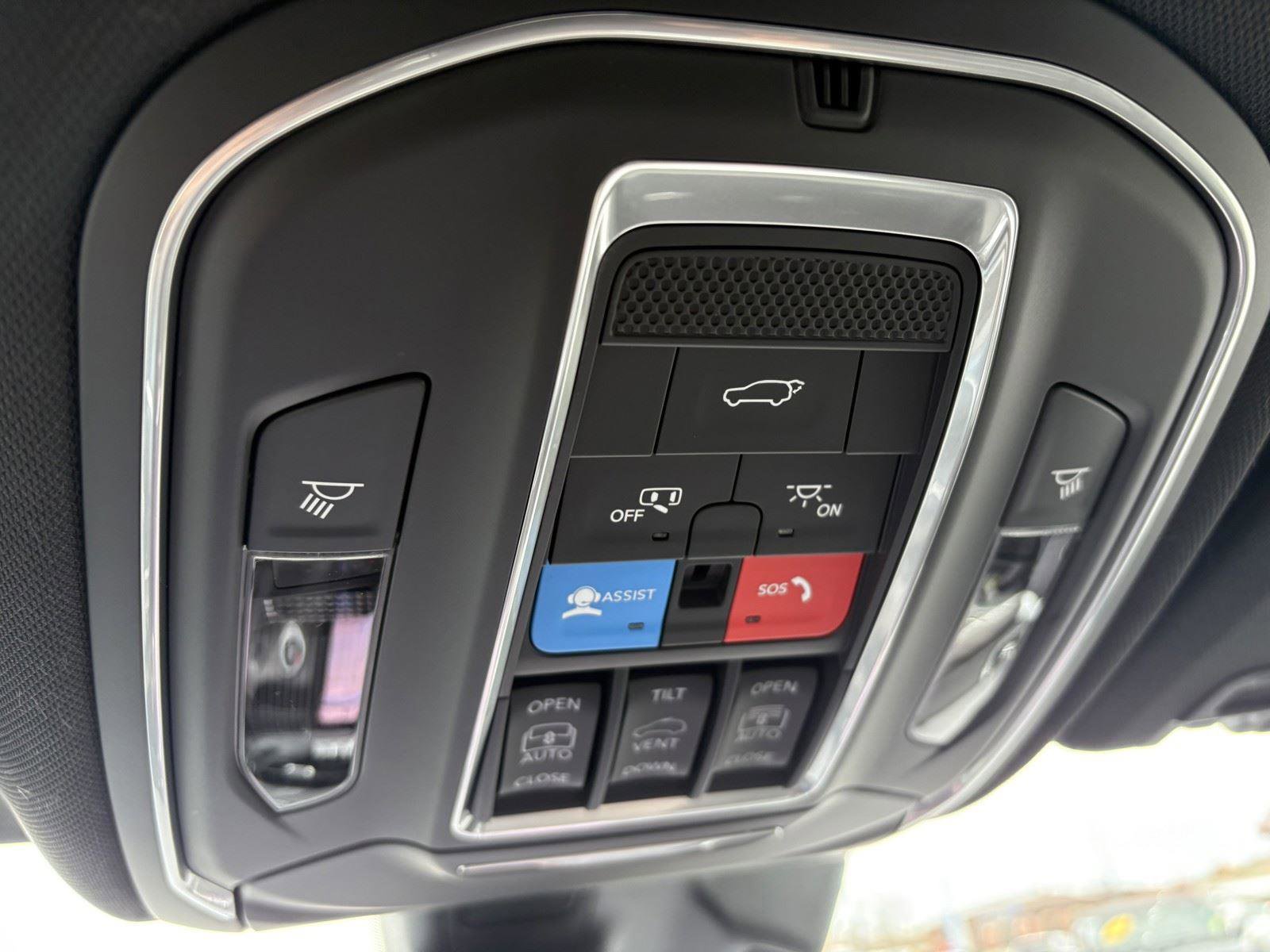 New 2025 Jeep Grand Cherokee L Limited w/ Trailer Tow Package image 18