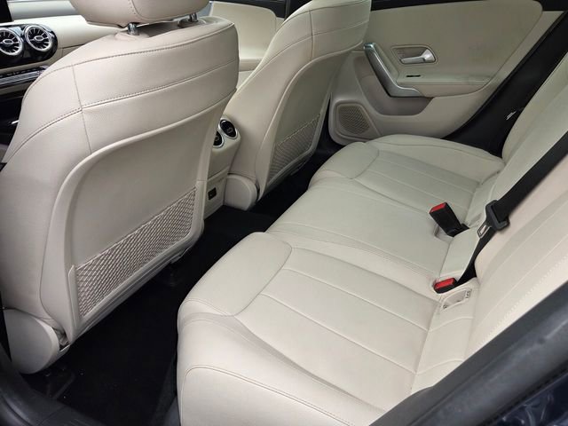 Used 2021 Mercedes-Benz CLA 250 image 12