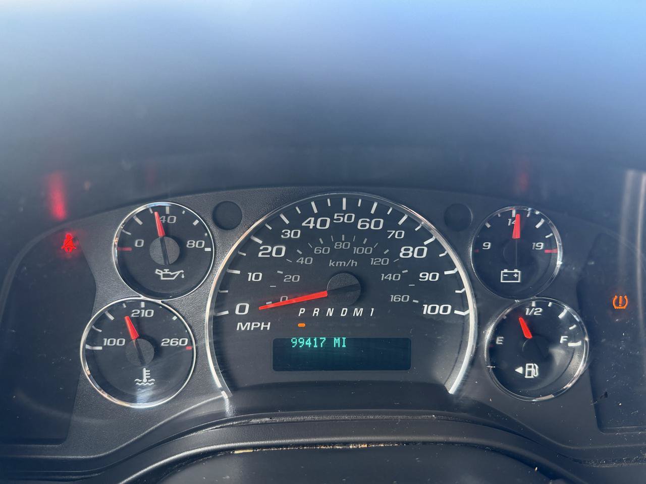 Used 2011 Chevrolet Express 2500 RWD image 19