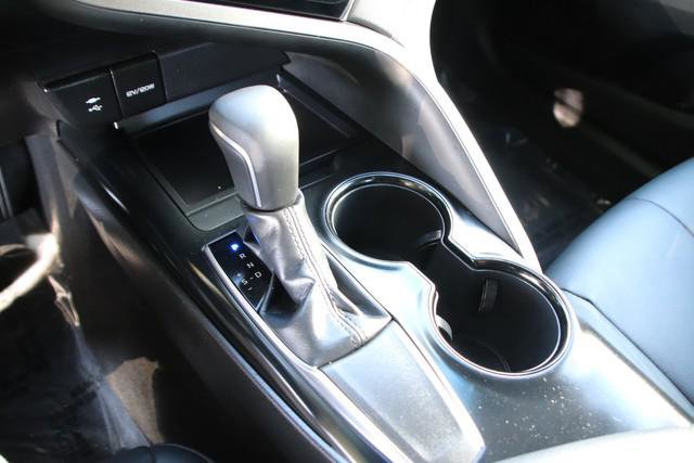 Certified 2019 Toyota Camry SE FWD image 21