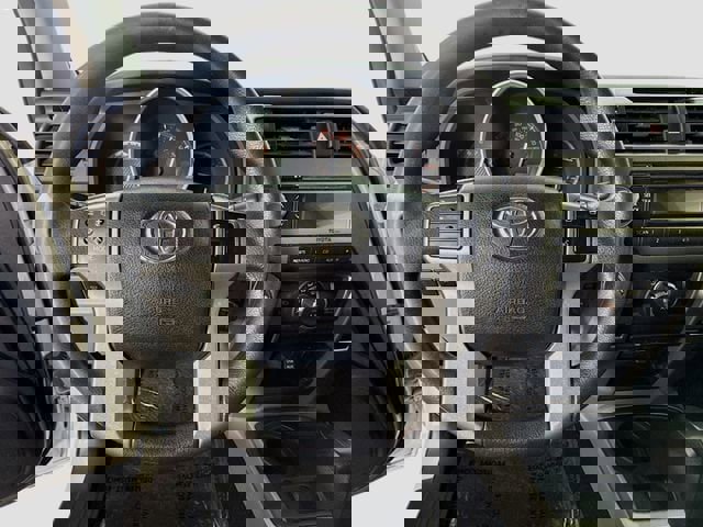 Used 2013 Toyota 4Runner SR5 image 11