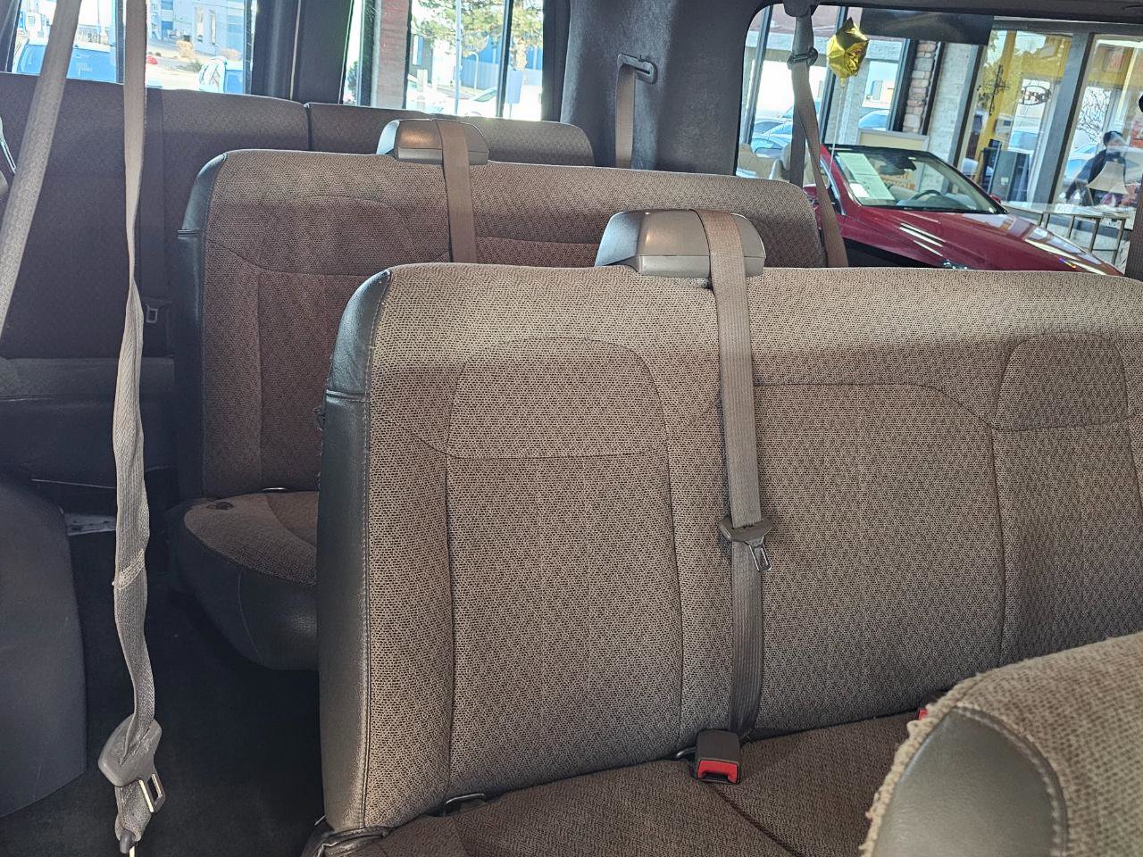 Used 2016 Chevrolet Express 3500 LT w/ LT Preferred Equipment Group image 17