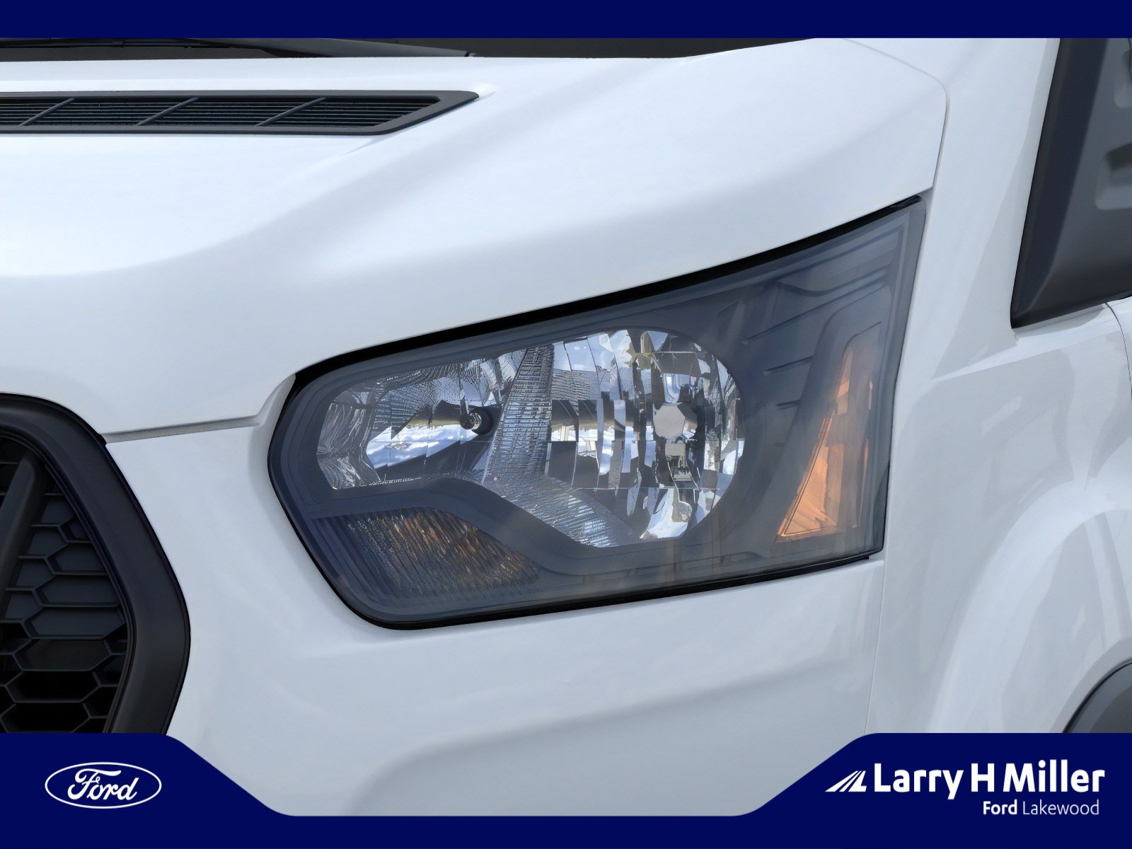 New 2026 Ford Transit 250 148 Medium Roof Extended AWD image 18