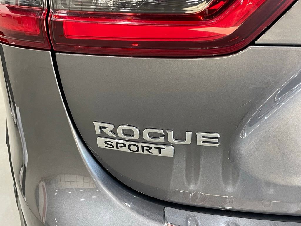 Used 2022 Nissan Rogue Sport SV image 41
