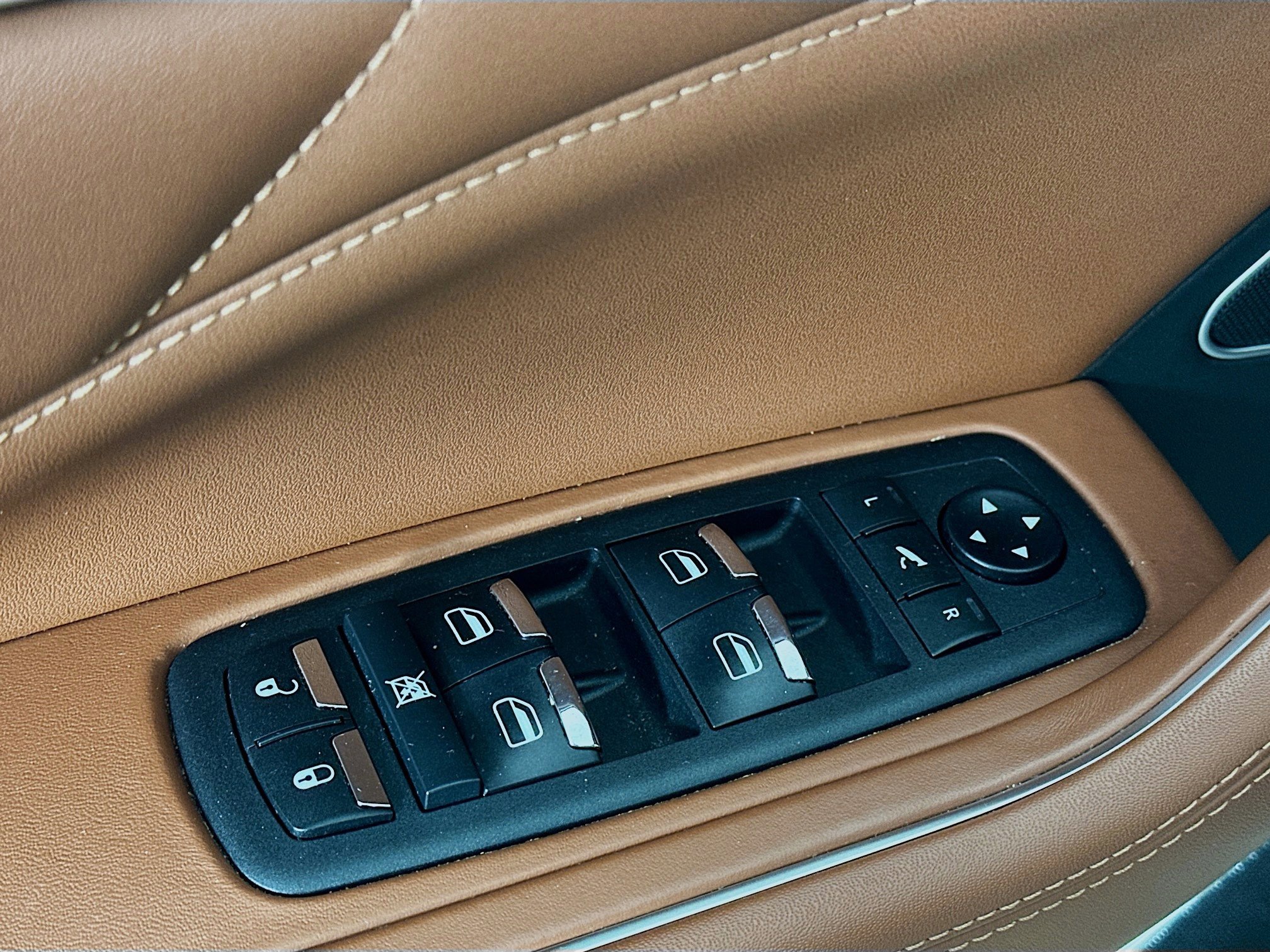 Used 2022 Maserati Levante GT image 17