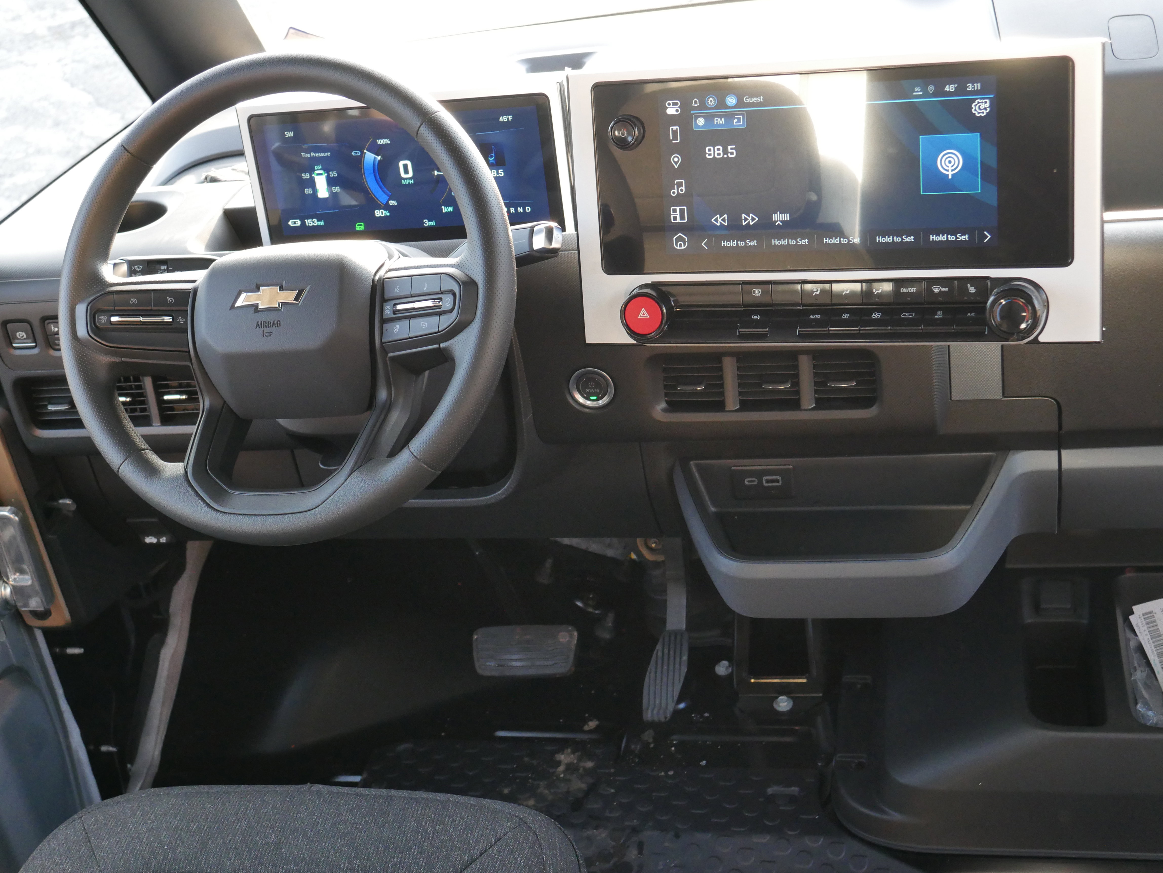 New 2025 Chevrolet Brightdrop 600 w/ Power Door Package image 19