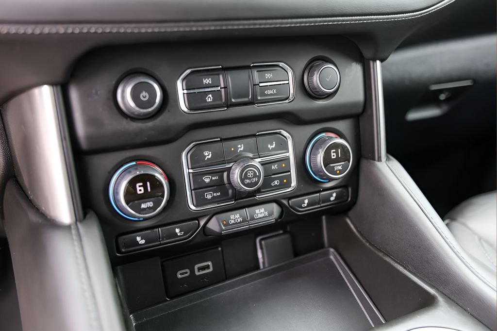 Used 2024 Chevrolet Tahoe LT AWD/4WD image 20
