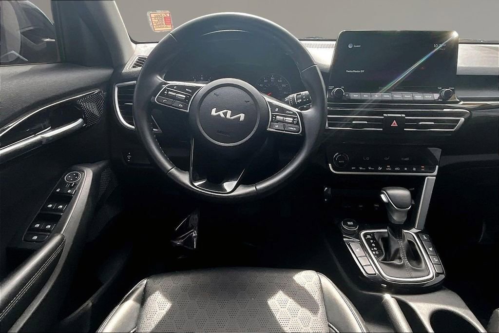 Used 2022 Kia Seltos EX AWD/4WD image 8
