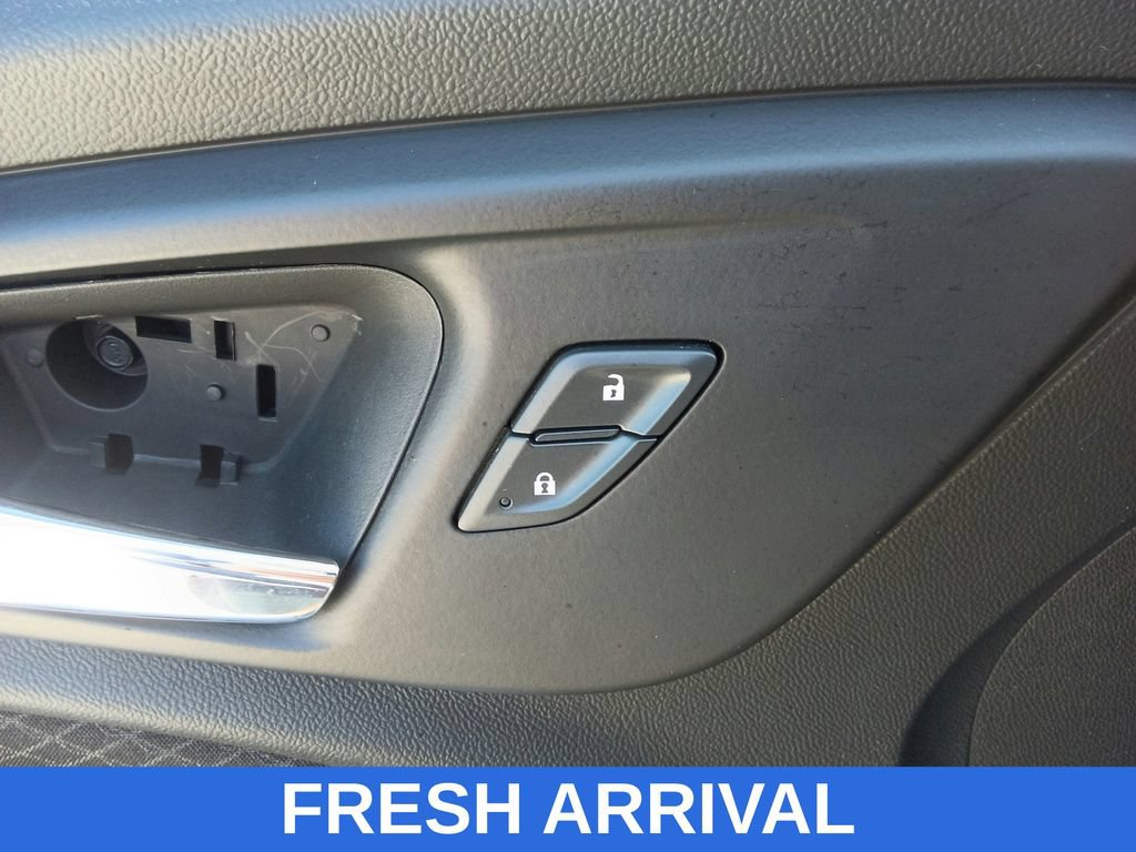 Used 2024 Chevrolet Malibu LT FWD image 19