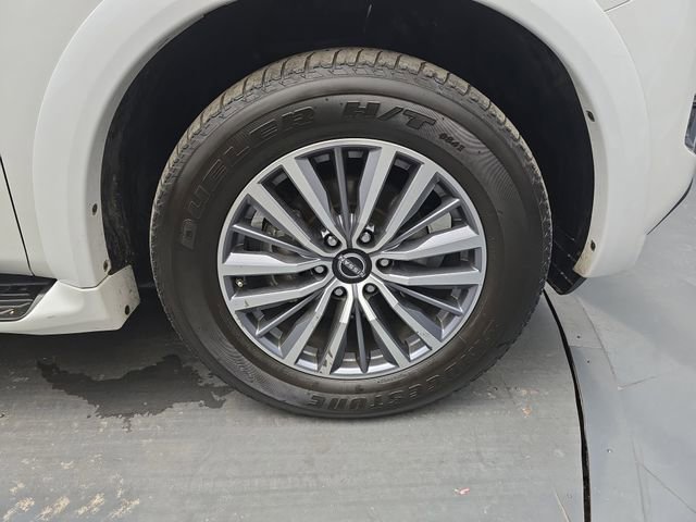 Used 2024 Nissan Armada SL w/ Captain's Chairs Package RWD image 12