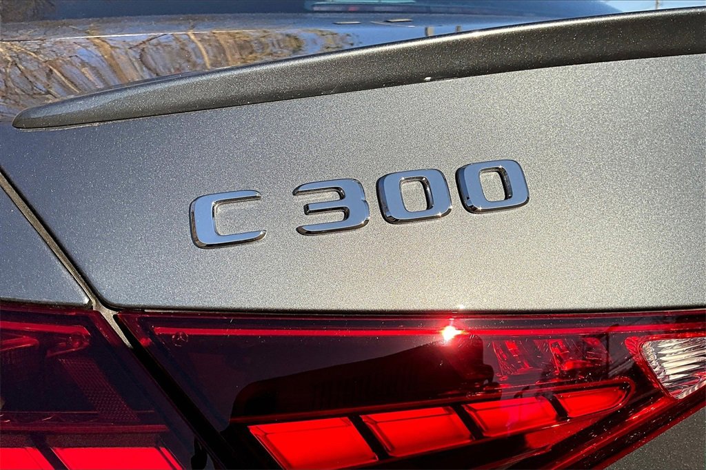 Used 2024 Mercedes-Benz C 300 4MATIC Sedan image 32