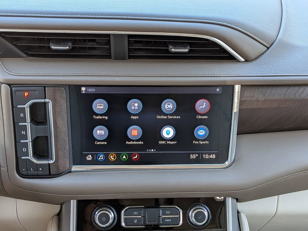 Used 2021 GMC Yukon Denali w/ Denali Premium Package image 17