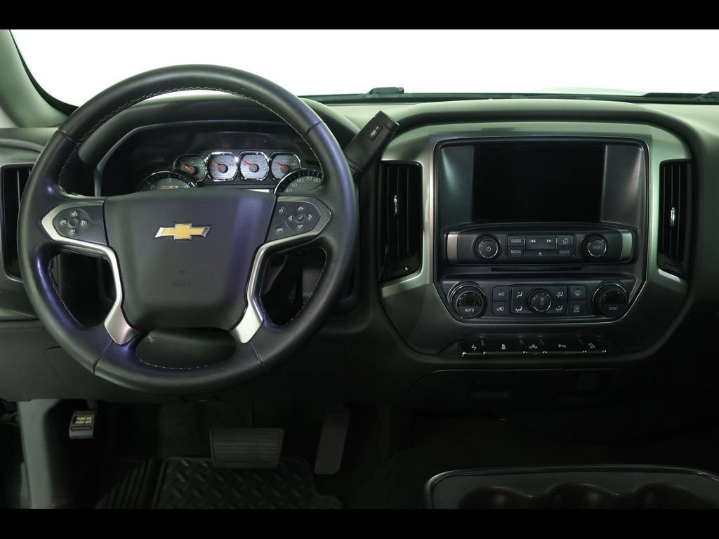 Used 2018 Chevrolet Silverado 1500 LT w/ All Star Edition AWD/4WD image 16