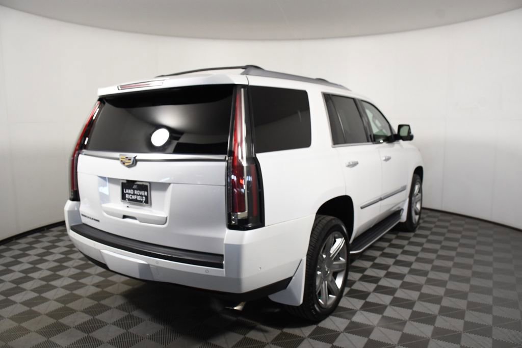 Used 2017 Cadillac Escalade Luxury image 6
