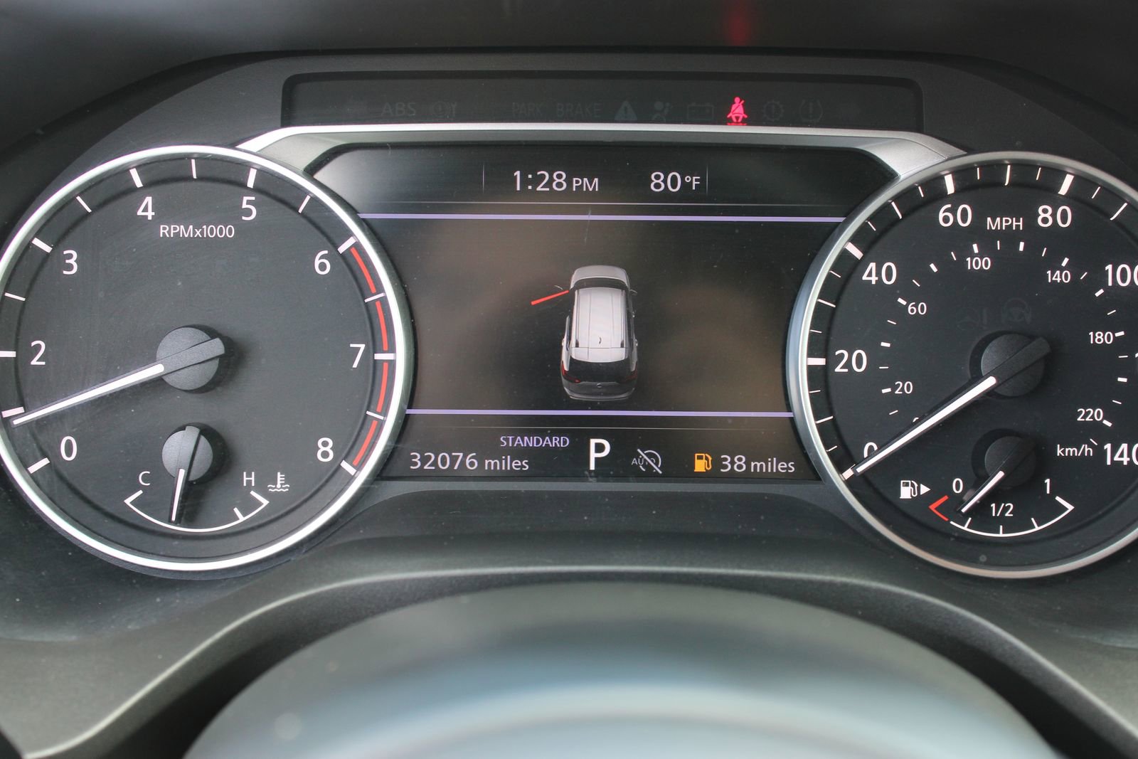 Used 2024 Nissan Rogue S FWD image 14