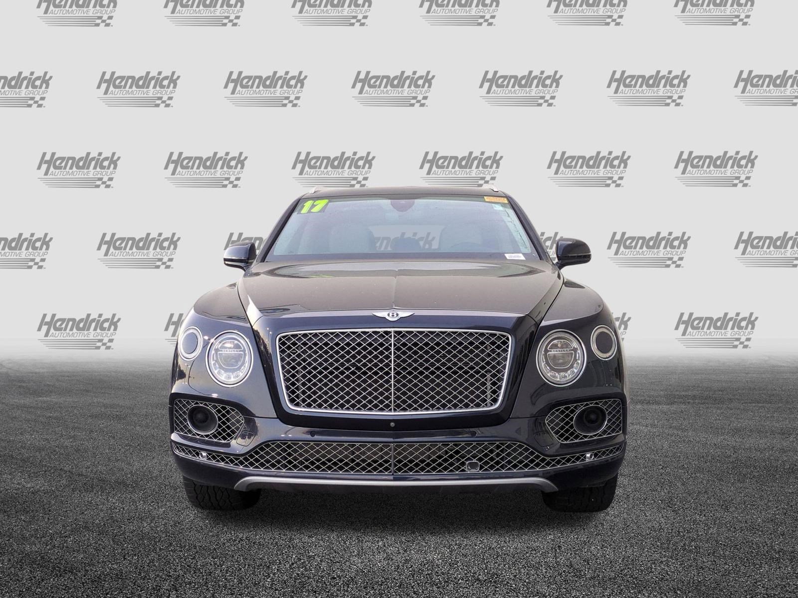 Used 2017 Bentley Bentayga image 3