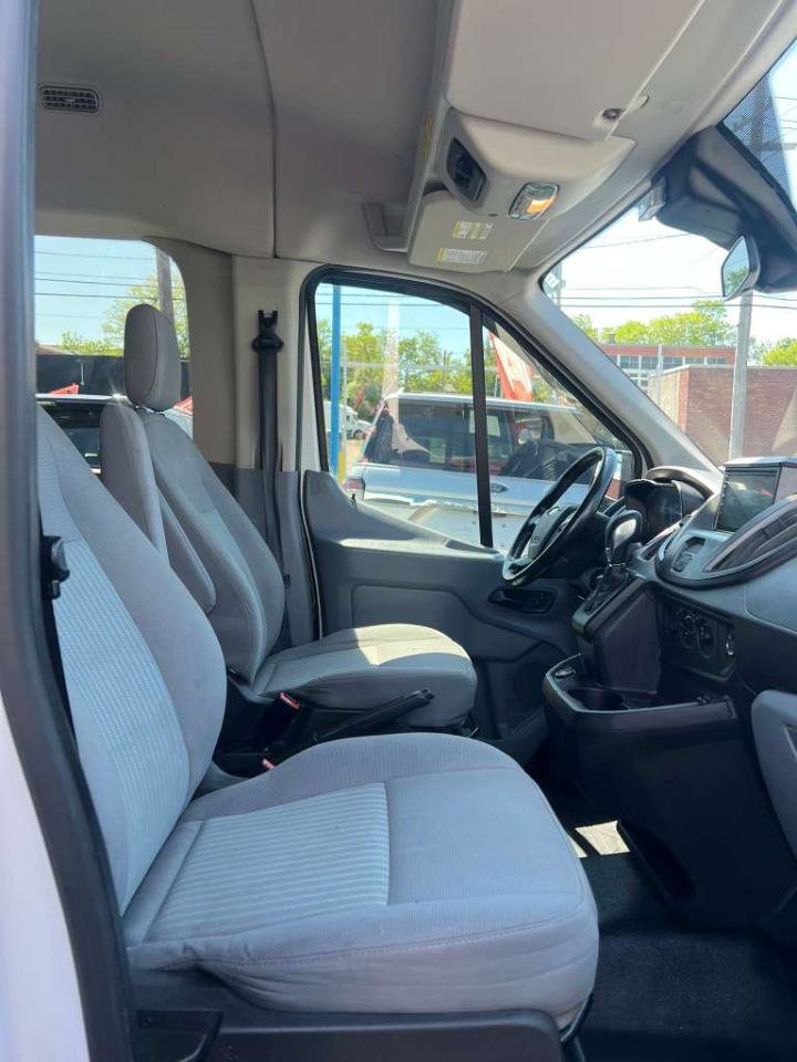Used 2017 Ford Transit 350 XLT RWD image 18