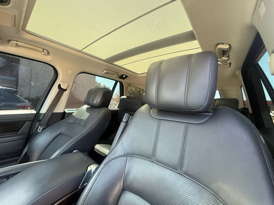Used 2020 Land Rover Range Rover HSE AWD/4WD image 8