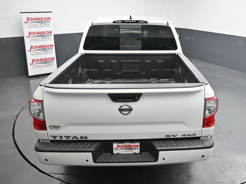 Used 2022 Nissan Titan SV AWD/4WD image 30