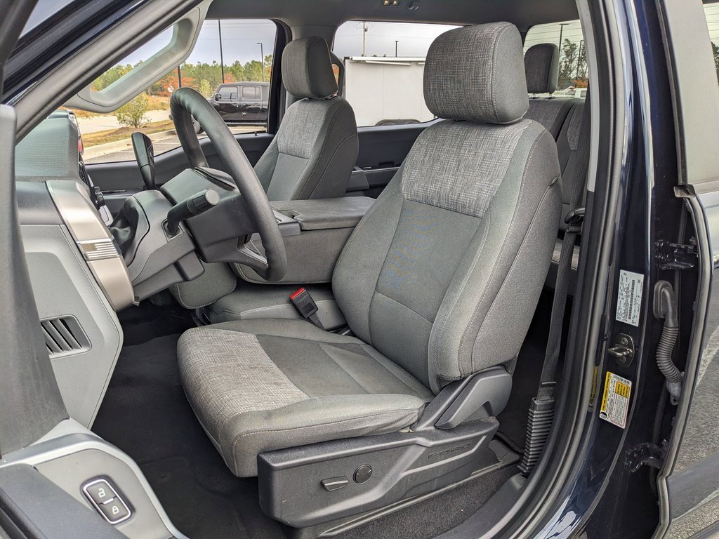 Used 2023 Ford F150 XLT image 34