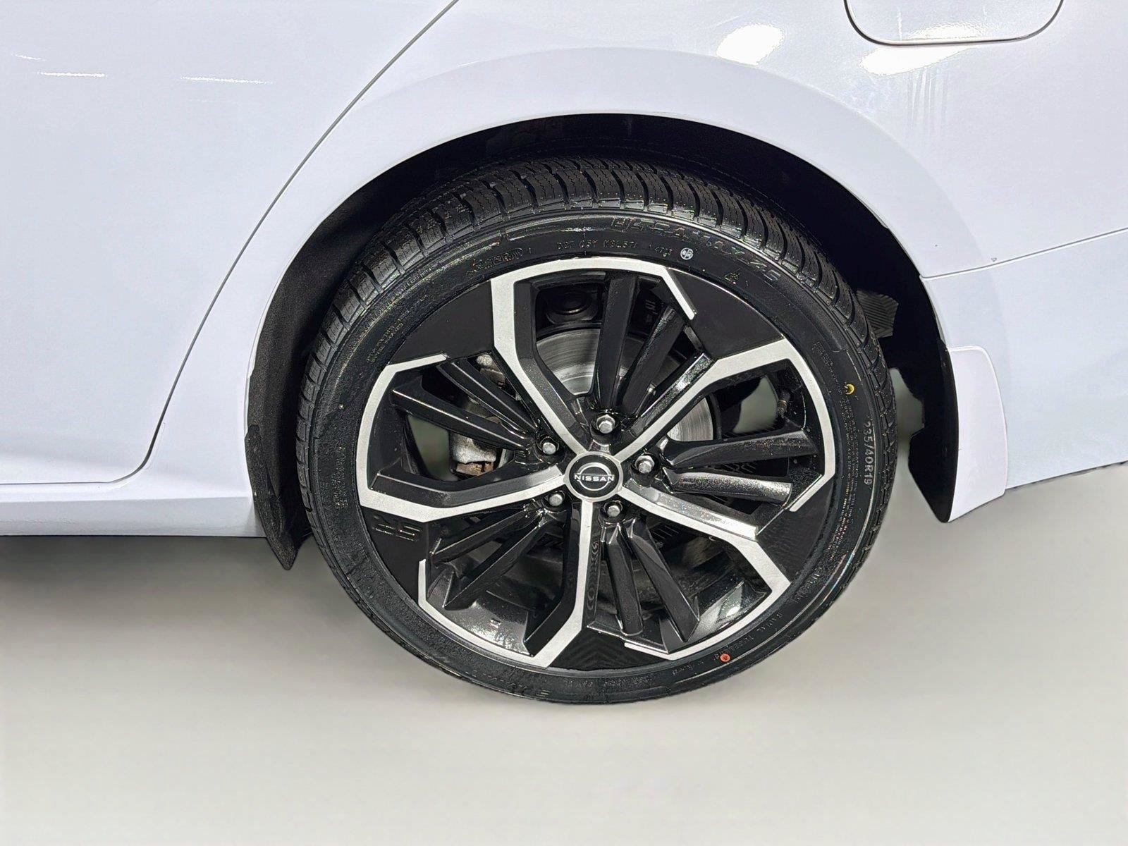 Used 2023 Nissan Altima 2.5 SR AWD/4WD image 34