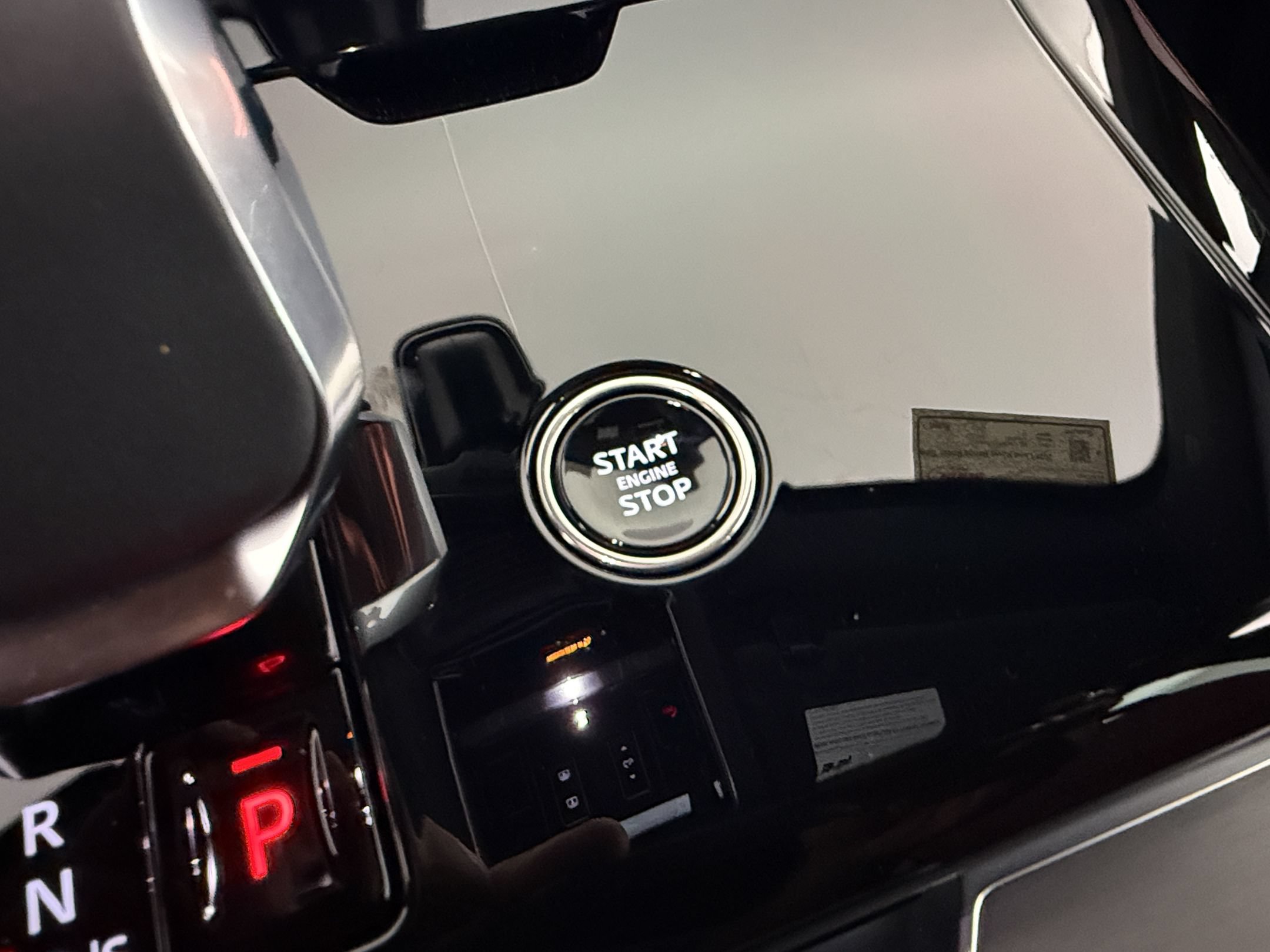 New 2026 Land Rover Range Rover Sport Dynamic SE AWD/4WD image 17